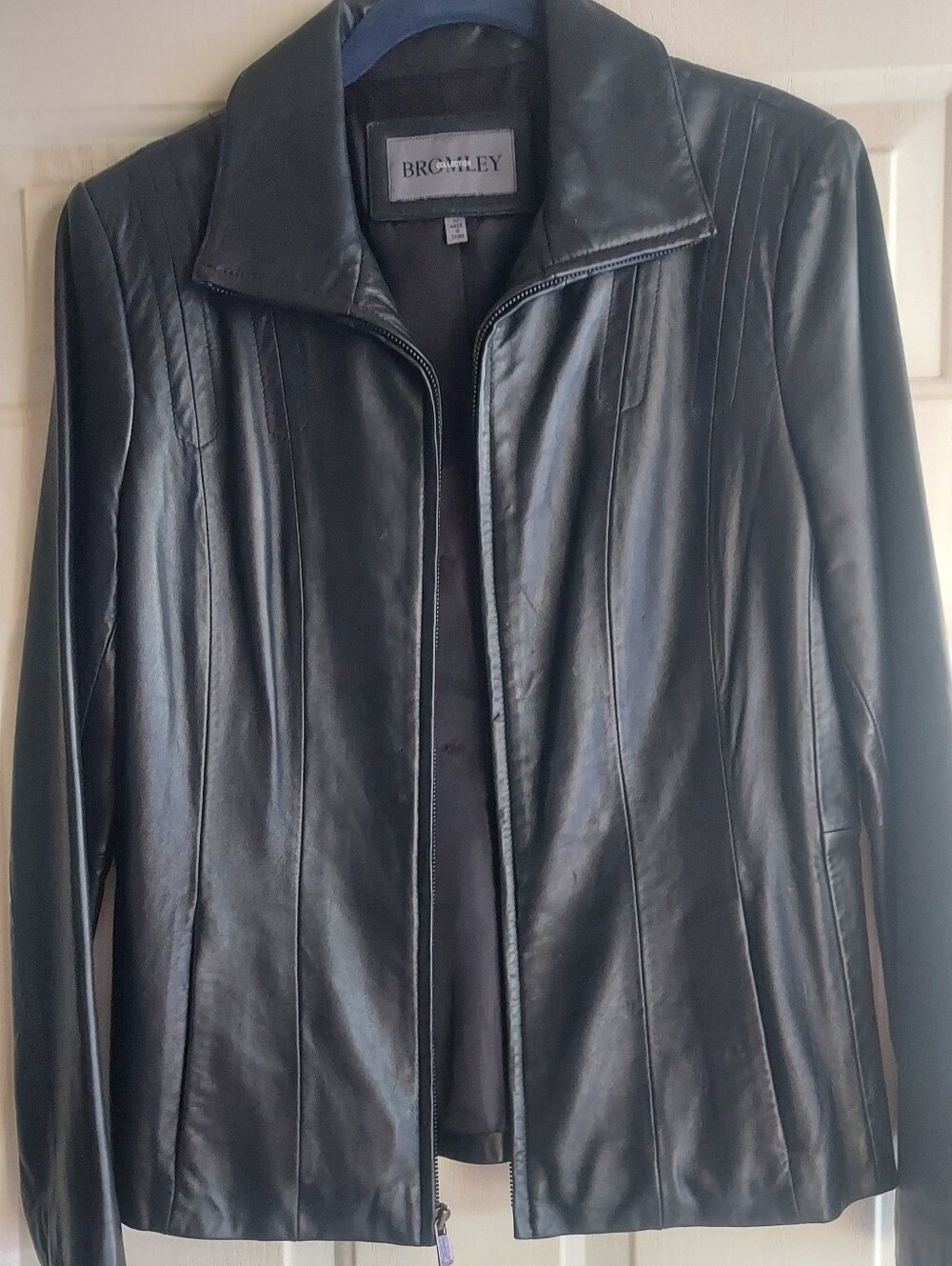 Bromley Collection Leather Jacket - Picture 3 of 4